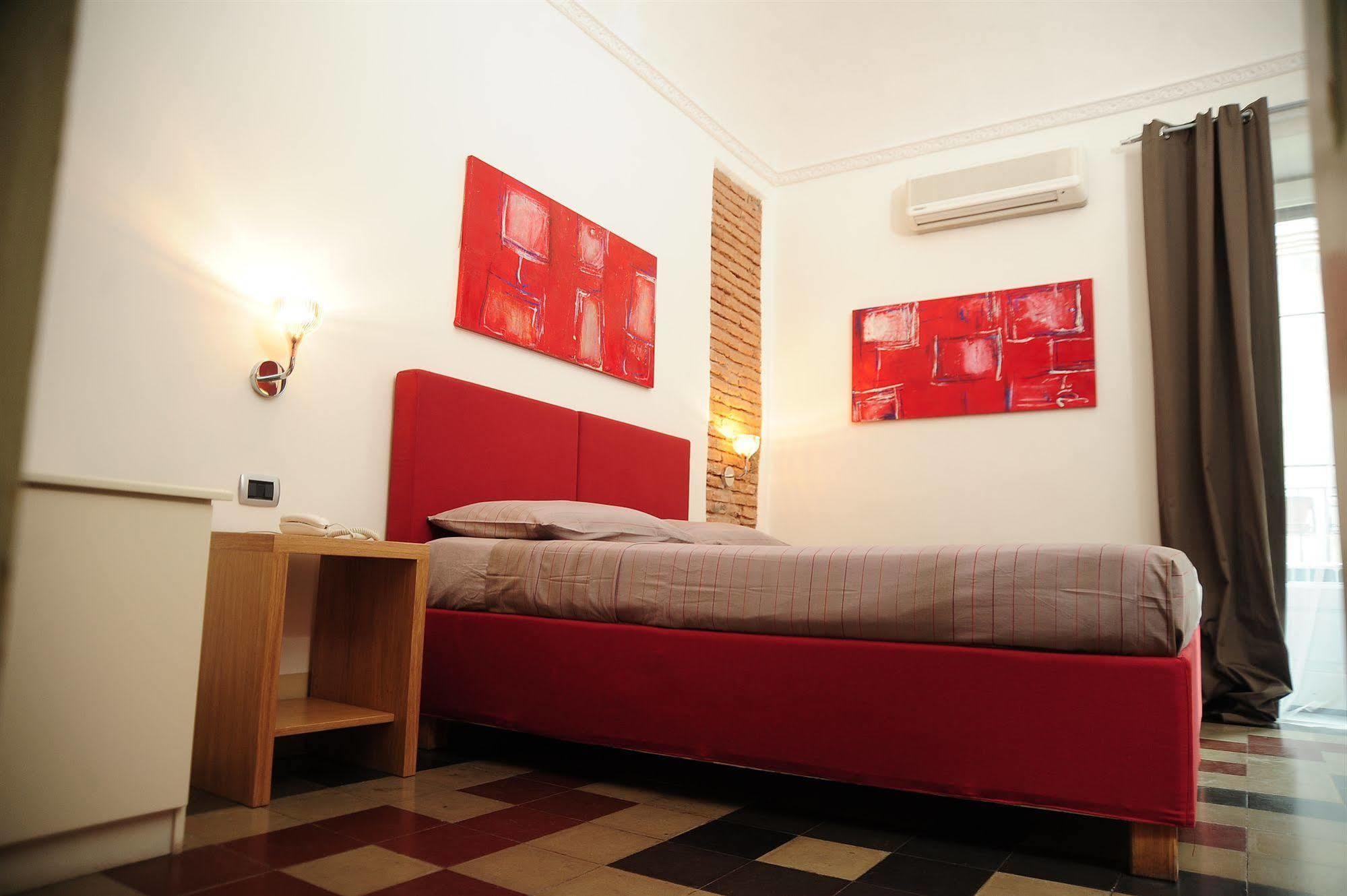 Sangiuliano114 B&B Catania Bagian luar foto