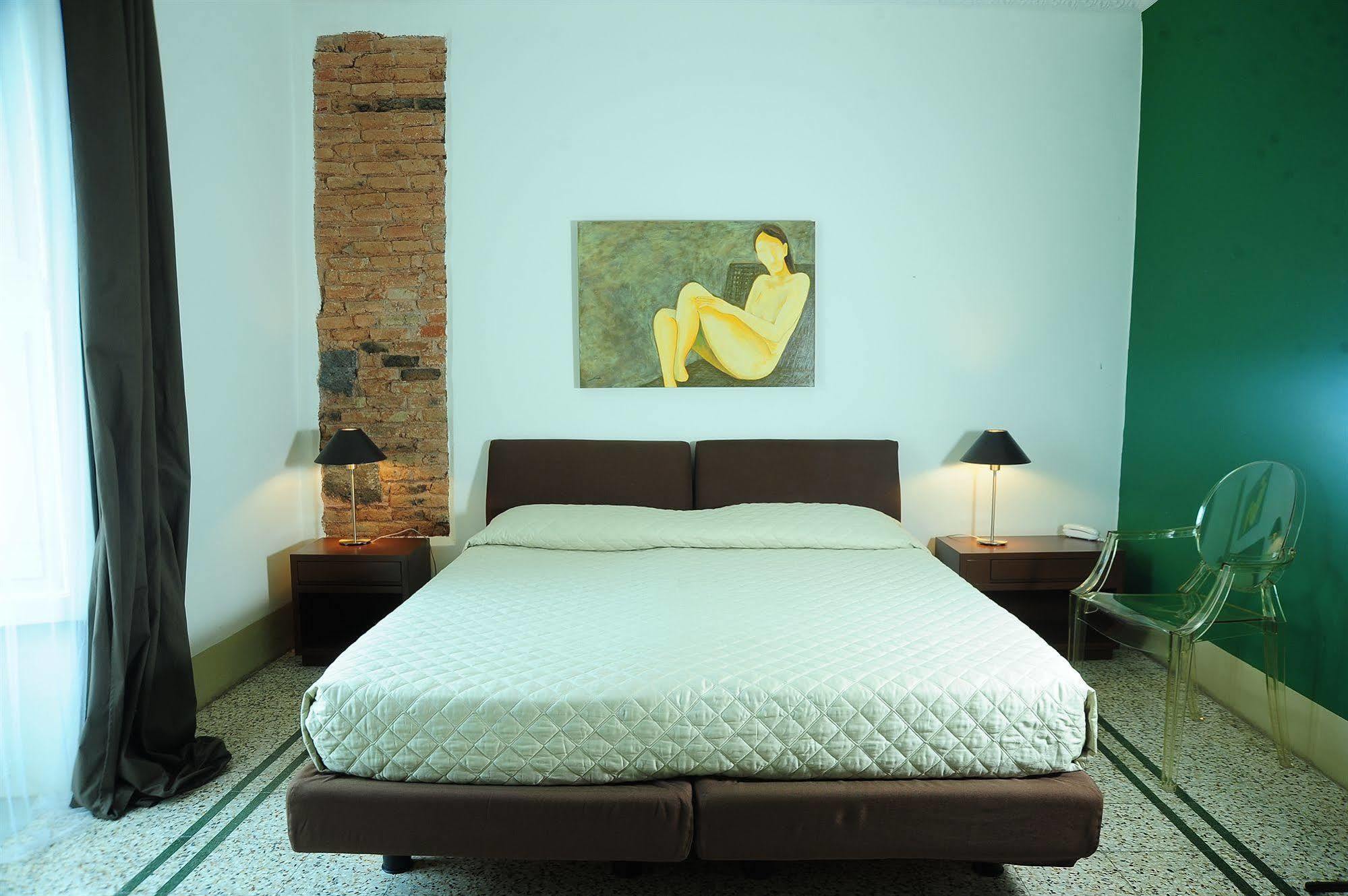 Sangiuliano114 B&B Catania Bagian luar foto